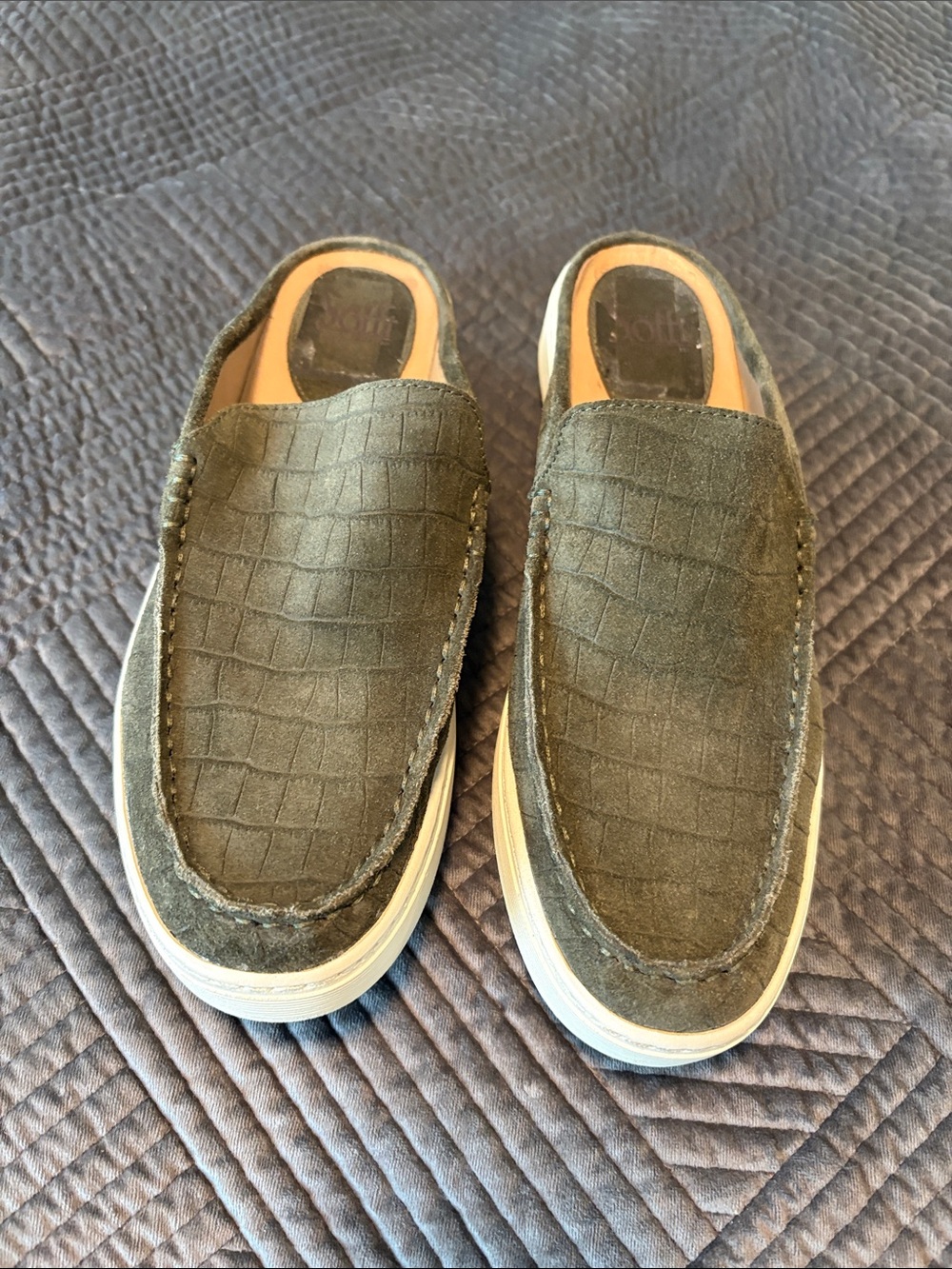 Nearly New Sofft Slip-On Suede Mules in Olive Green -Size 10